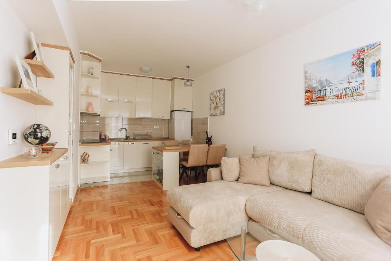 Apartments Viva Oliva Budva Eksteriør bilde